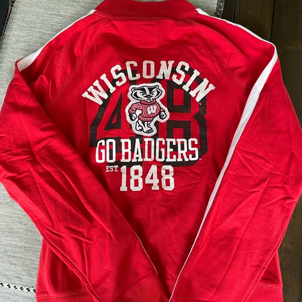 Wisconsin Badgers women’s zip up
